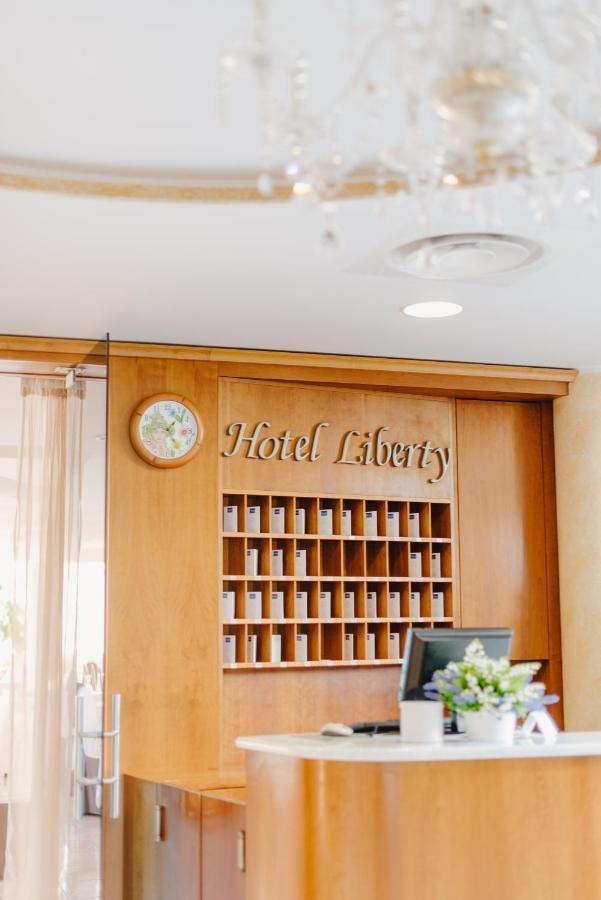 Hotel Liberty Roseto Degli Abruzzi Eksteriør billede